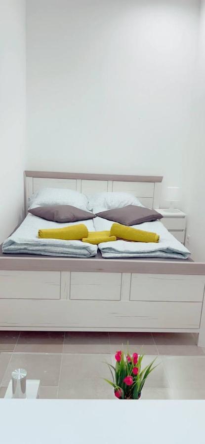 Queen Apartment 4P Wl Vienne Extérieur photo