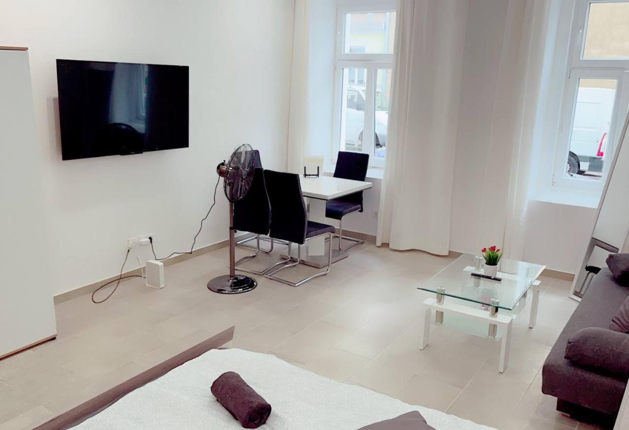 Queen Apartment 4P Wl Vienne Extérieur photo